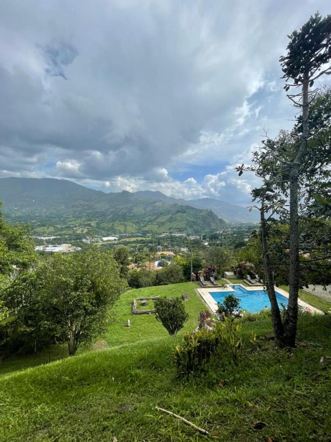 Finca Hotel Tierra Verde Girardota Exteriér fotografie