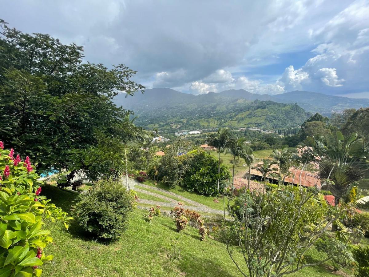 Finca Hotel Tierra Verde Girardota Exteriér fotografie